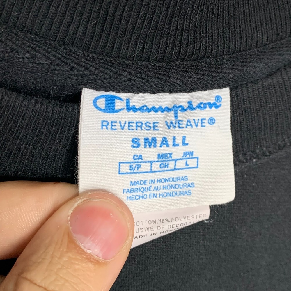 Champion Mens Size Small Crew Neck Reverse Weave Sweatshirt‎ Black With Spellout - Picture 2 of 3